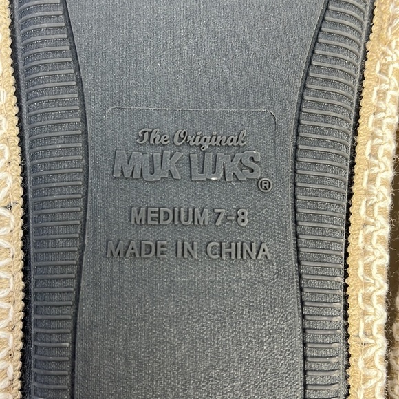 NWT Muk-Luks Beverly Slip-on Slipper Honey Wheat Sz Med (7-8) - Picture 12 of 14